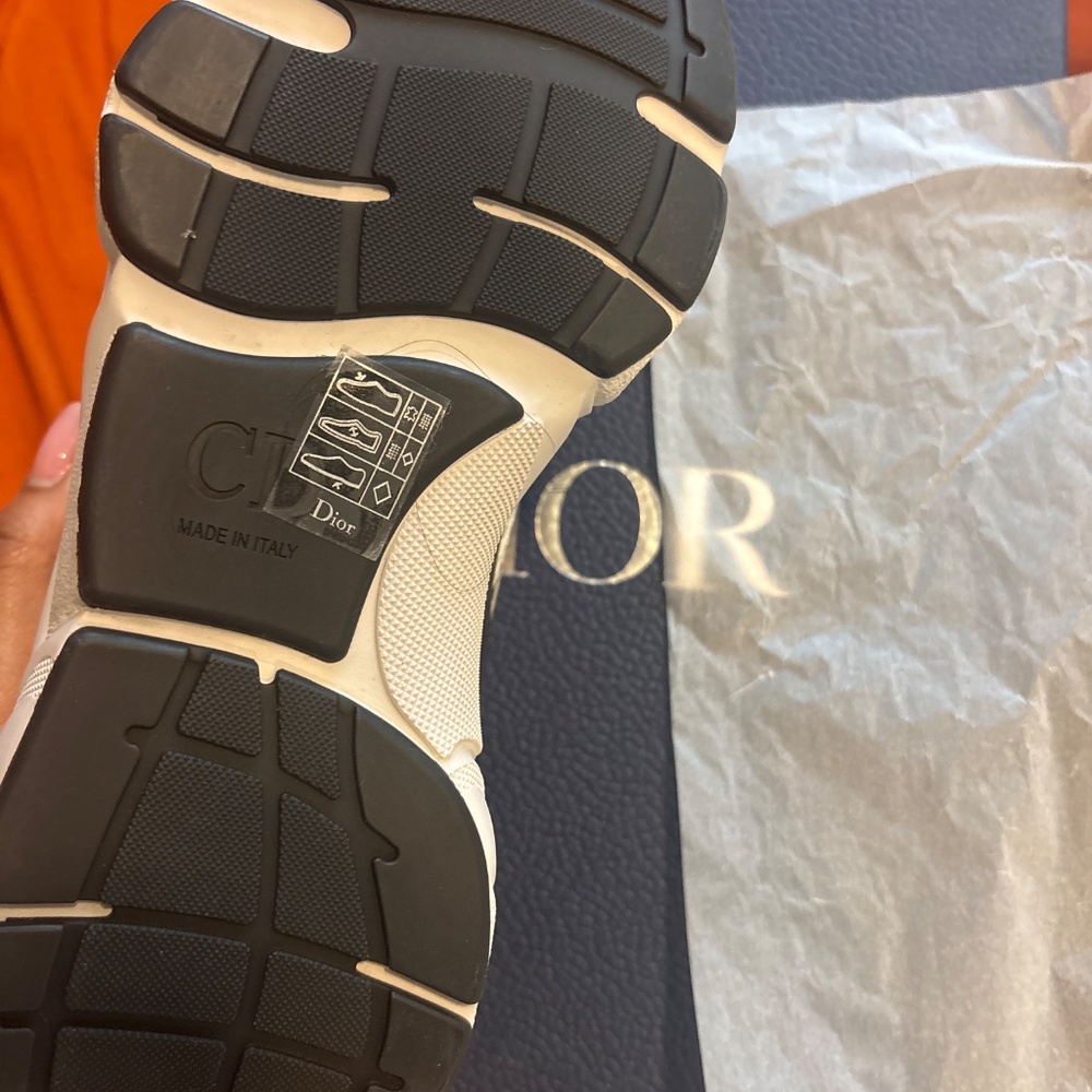 Dior sneakers - Picture 2 of 4